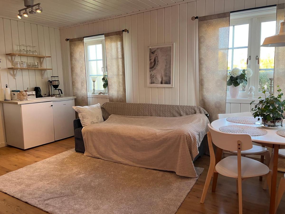 Lilla Groena Huset Pa Garden Härnösand Exterior foto